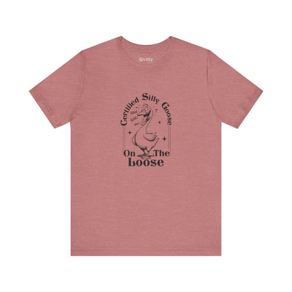 Zertifizierte „Verrückte Gans auf freiem Fuß“ — Unisex-Grafik-T-Shirt