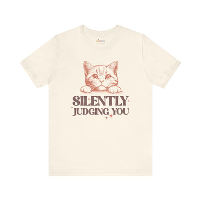 Ich Verurteile Dich Lautlos – Unisex T-Shirt mit Grafik