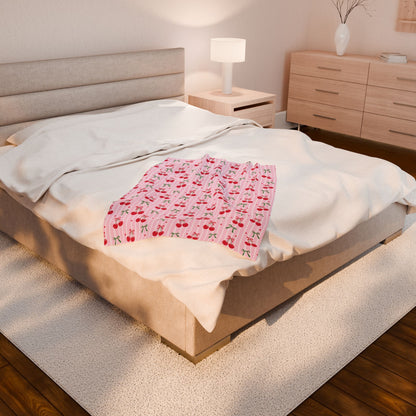 Samtdecke mit Kirschen, Schleifen und Streifen
