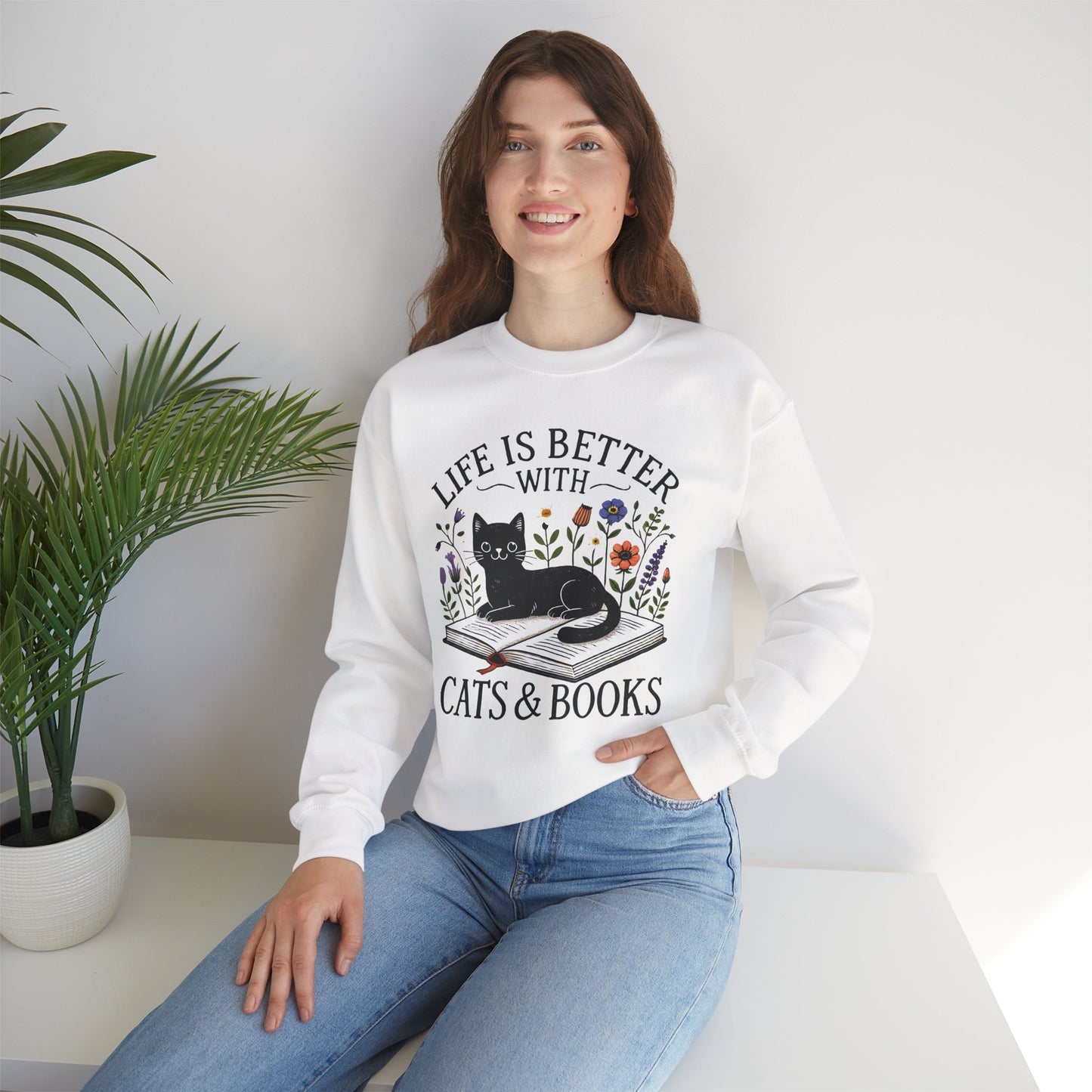Life Is Better With Cats & Books Rundhals-Sweatshirt