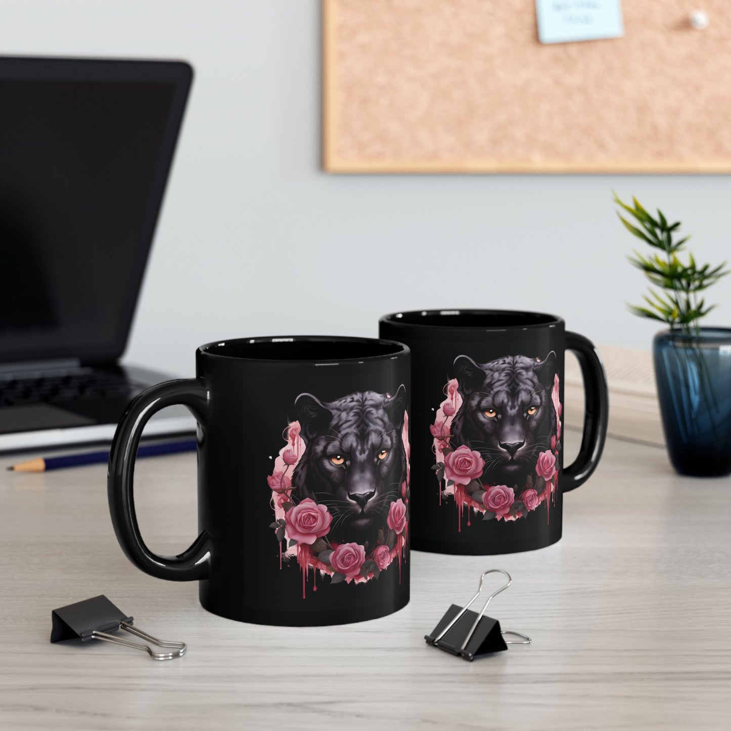 Panther Rose – Schwarze Tasse (325ml/444ml)