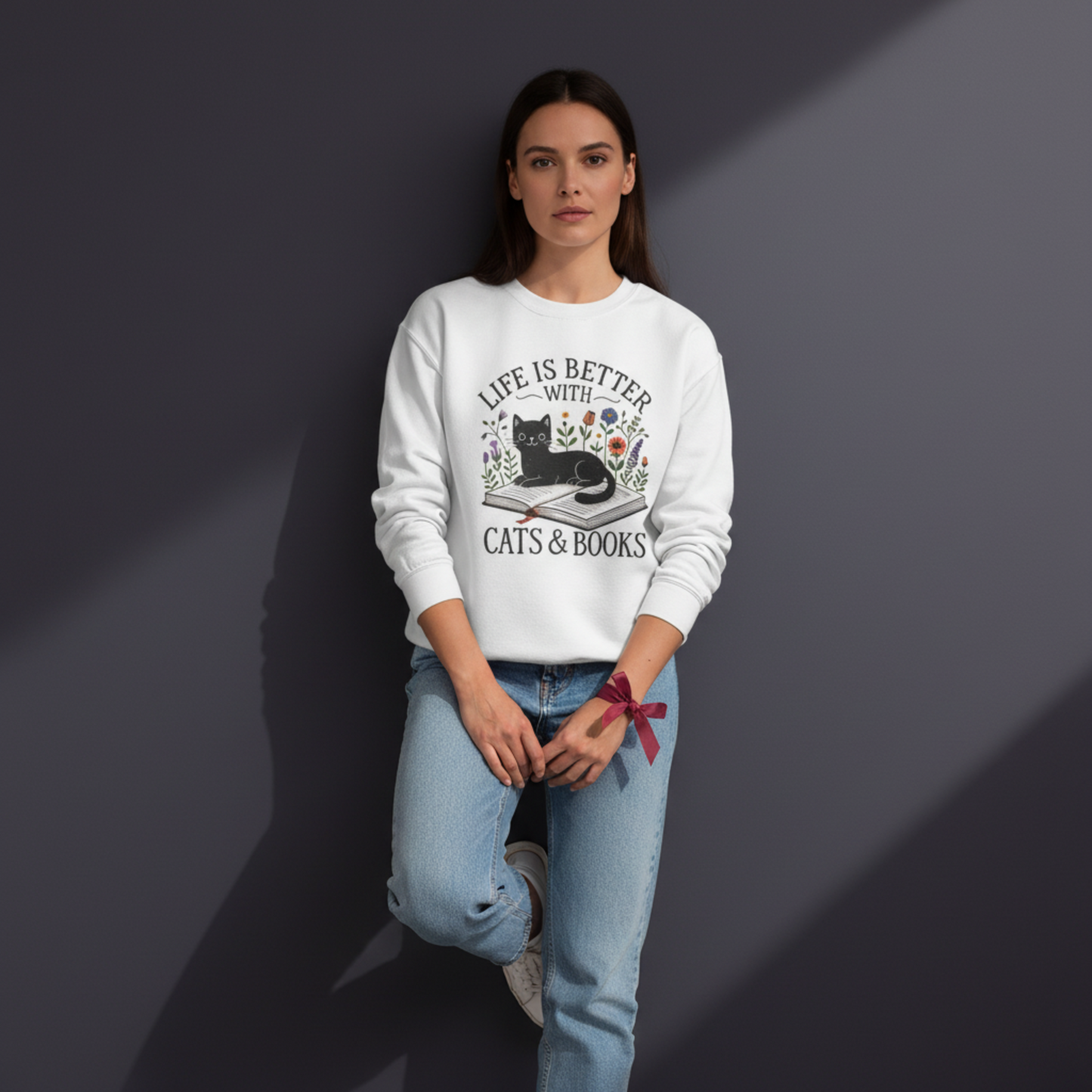 Life Is Better With Cats & Books Rundhals-Sweatshirt