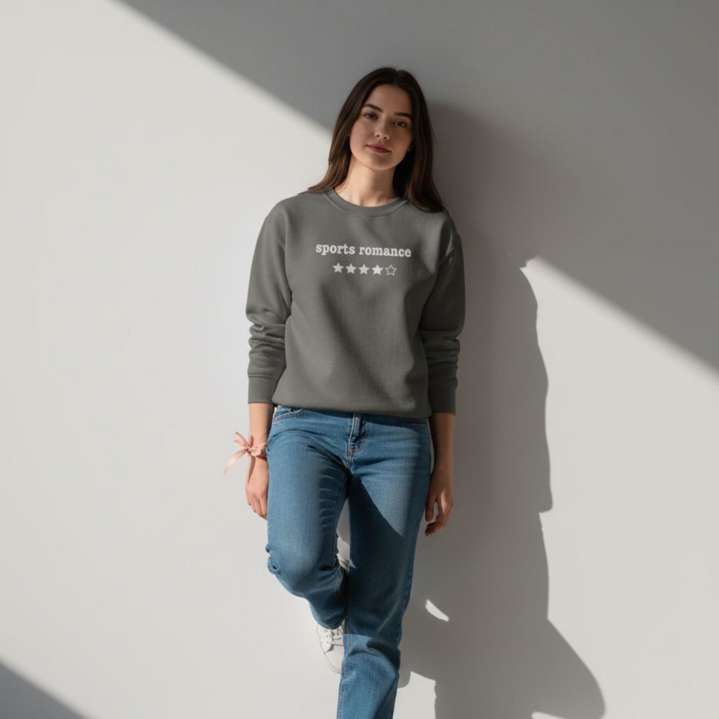 Sportromanze – Besticktes Rundhals-Sweatshirt – 4 Sterne