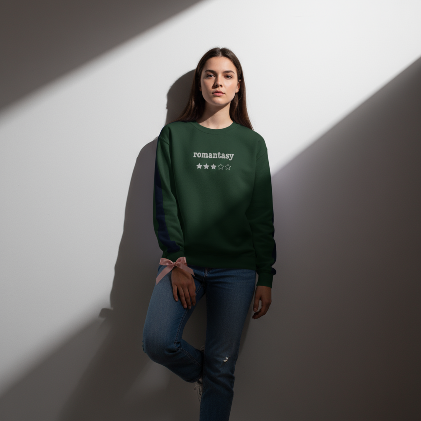 Romantasy Besticktes Sweatshirt mit Rundhalsausschnitt – 3 Sterne