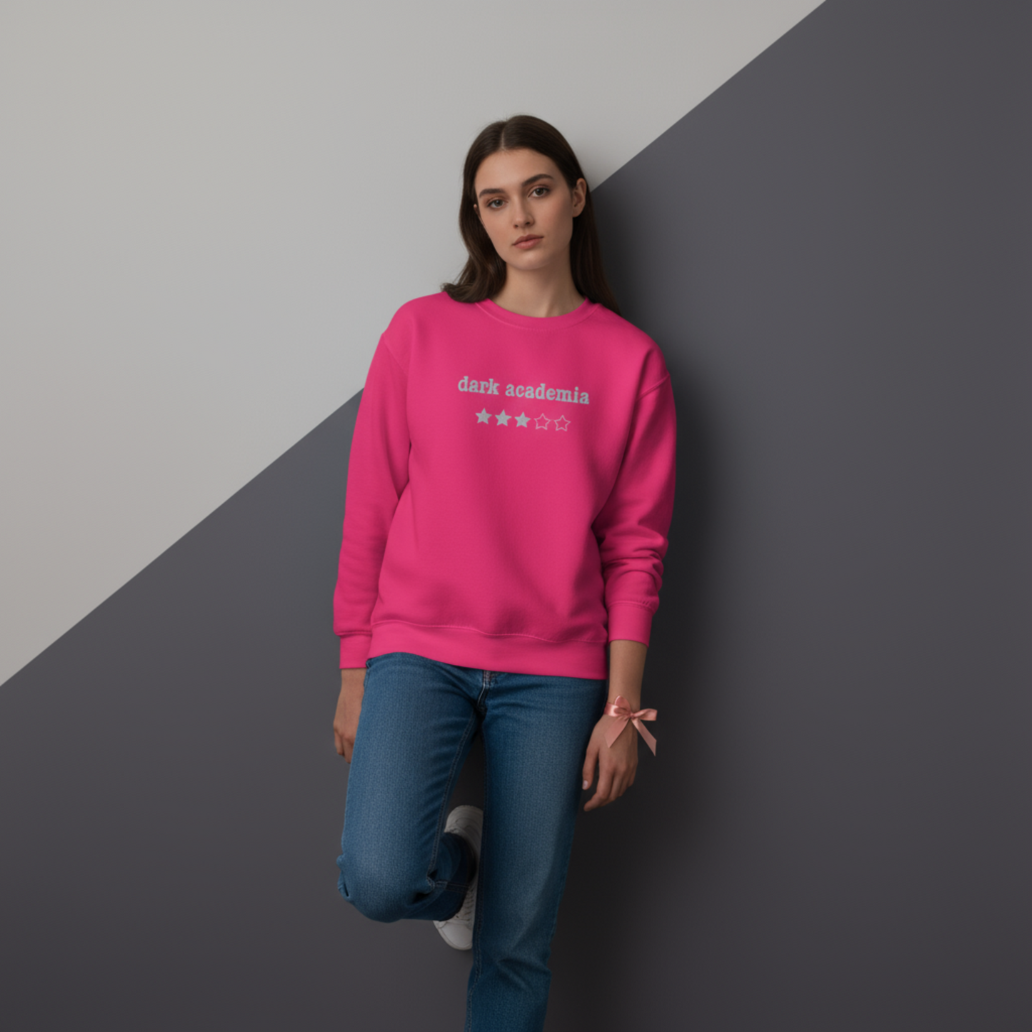 Besticktes Rundhals-Sweatshirt im Dark-Academia-Stil – 3 Sterne