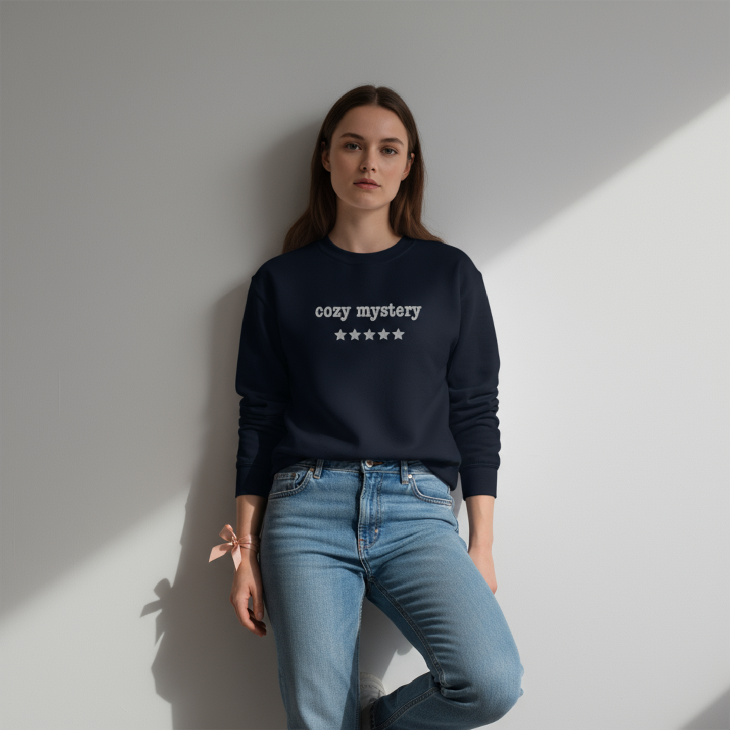 Gemütliches Krimi Besticktes Rundhals-Sweatshirt – 5 Sterne